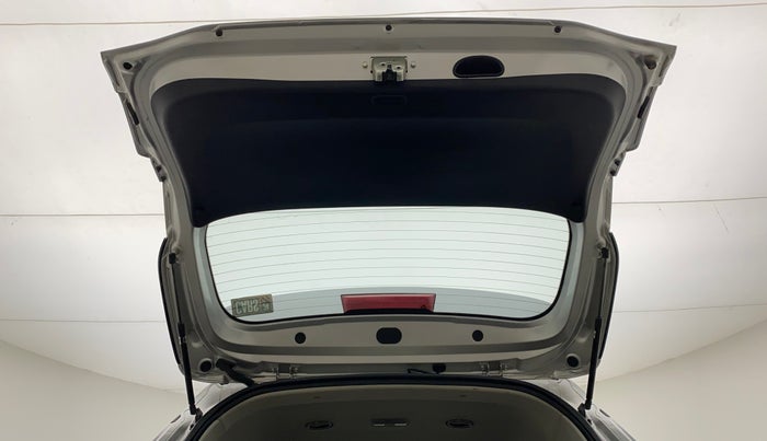 2022 KIA CARENS PRESTIGE PLUS 1.4 PETROL 7 STR, Petrol, Manual, 17,567 km, Boot Door Open