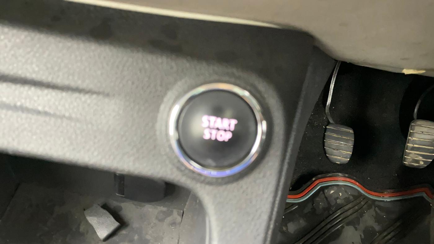 2018 Renault Captur RXE PETROL, Petrol, Manual, 43,316 km, Keyless Start/ Stop Button