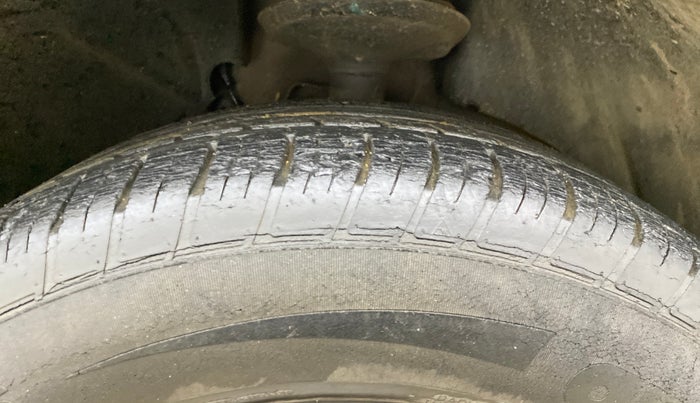 2018 Renault Captur RXE PETROL, Petrol, Manual, 43,316 km, Right Front Tyre Tread