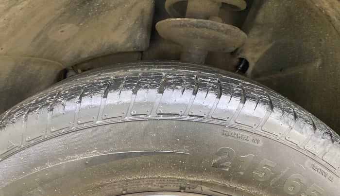 2018 Renault Captur RXE PETROL, Petrol, Manual, 43,316 km, Left Front Tyre Tread