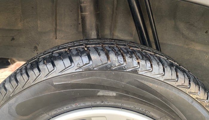 2019 Renault Kwid RXL, Petrol, Manual, 41,726 km, Right Rear Tyre Tread