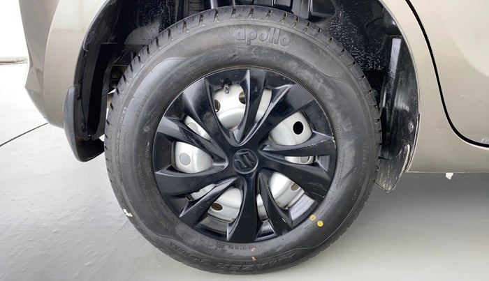 2020 Maruti Swift LXI D, Petrol, Manual, 11,067 km, Right Rear Wheel