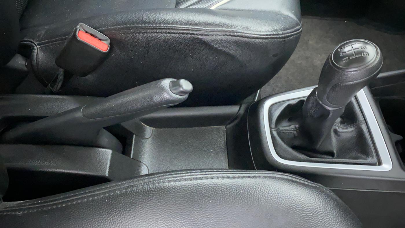 2020 Maruti Swift LXI D, Petrol, Manual, 11,067 km, Gear Lever