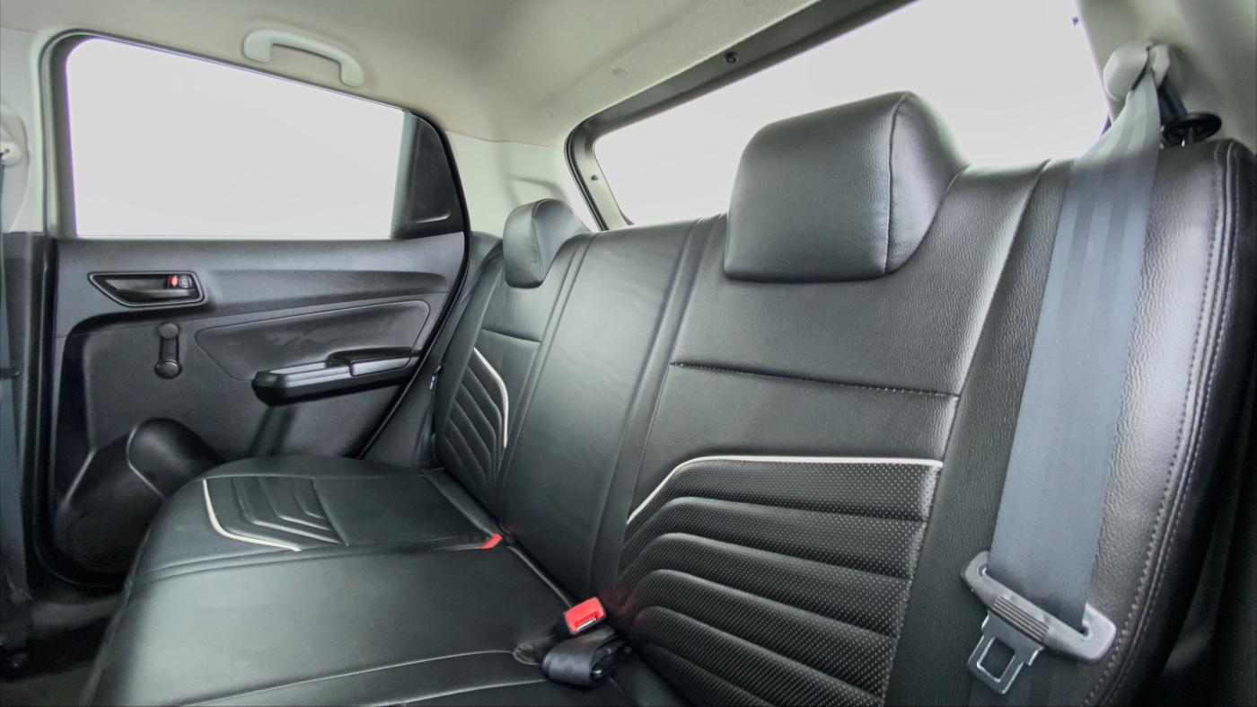 2020 Maruti Swift LXI D, Petrol, Manual, 11,067 km, Right Side Rear Door Cabin