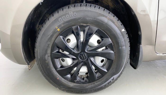 2020 Maruti Swift LXI D, Petrol, Manual, 11,067 km, Left Front Wheel