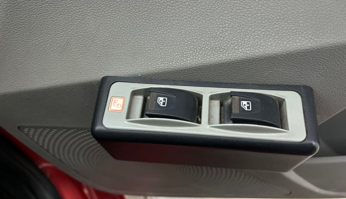 2019 Tata Tiago XE PETROL, CNG, Manual, 93,643 km, Driver Side Door Panels Control