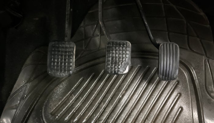 2019 Tata Tiago XE PETROL, CNG, Manual, 93,643 km, Pedals