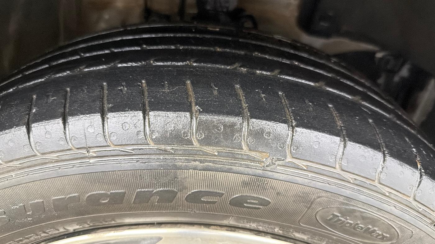 2017 Honda BR-V 1.5L I-VTEC V CVT, Petrol, Automatic, 66,075 km, Right Front Tyre Tread