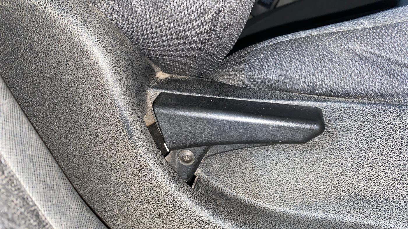 2018 Tata NEXON XM DIESEL, Diesel, Manual, 60,615 km, Driver Side Adjustment Panel