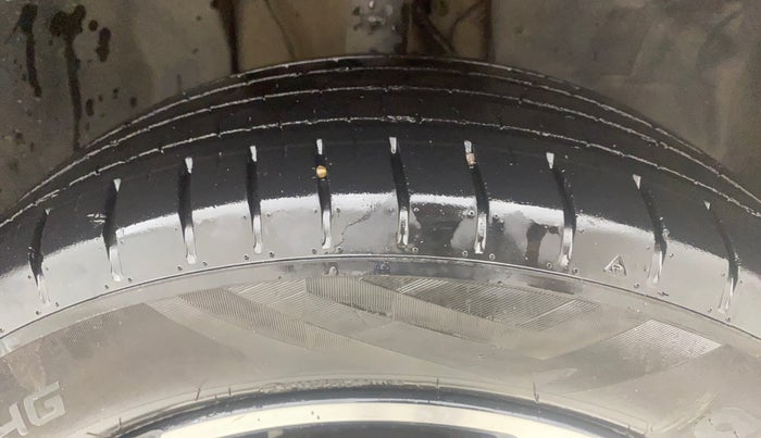 2022 Tata PUNCH CREATIVE  MT, Petrol, Manual, 43,003 km, Right Front Tyre Tread