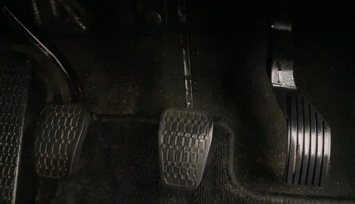 2022 Tata PUNCH CREATIVE  MT, Petrol, Manual, 43,003 km, Pedals