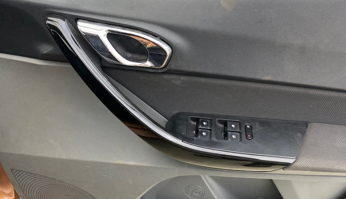 2017 Tata TIGOR XZ (O) PETROL, Petrol, Manual, 37,177 km, Driver Side Door Panels Control