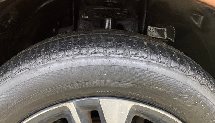 2017 Tata TIGOR XZ (O) PETROL, Petrol, Manual, 37,177 km, Right Front Tyre Tread