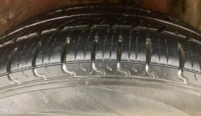 2016 Maruti Celerio ZXI AMT, Petrol, Automatic, 57,294 km, Left Rear Tyre Tread