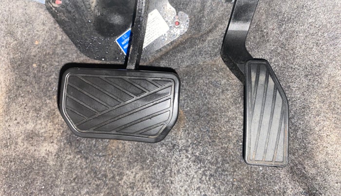 2016 Maruti Celerio ZXI AMT, Petrol, Automatic, 57,294 km, Pedals