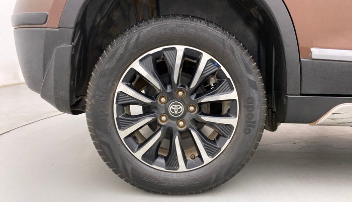 2022 Toyota URBAN CRUISER PREMIUM GRADE MT DUAL TONE, Petrol, Manual, 25,295 km, Right Rear Wheel