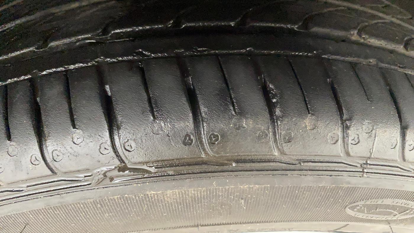 2019 Tata TIGOR XZA PETROL, Petrol, Automatic, 36,520 km, Right Front Tyre Tread