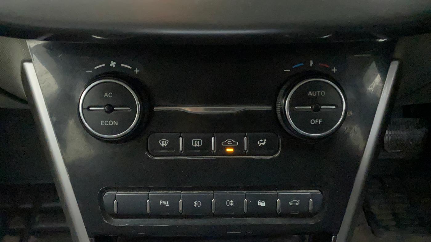 2018 Tata NEXON XZA PLUS PETROL, Petrol, Automatic, 72,697 km, Automatic Climate Control