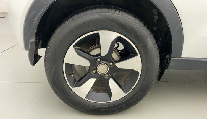 2018 Tata NEXON XZA PLUS PETROL, Petrol, Automatic, 72,697 km, Right Rear Wheel