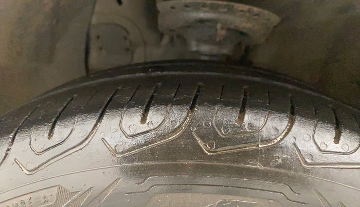 2019 Hyundai Elite i20 MAGNA PLUS 1.2, Petrol, Manual, 86,942 km, Left Front Tyre Tread