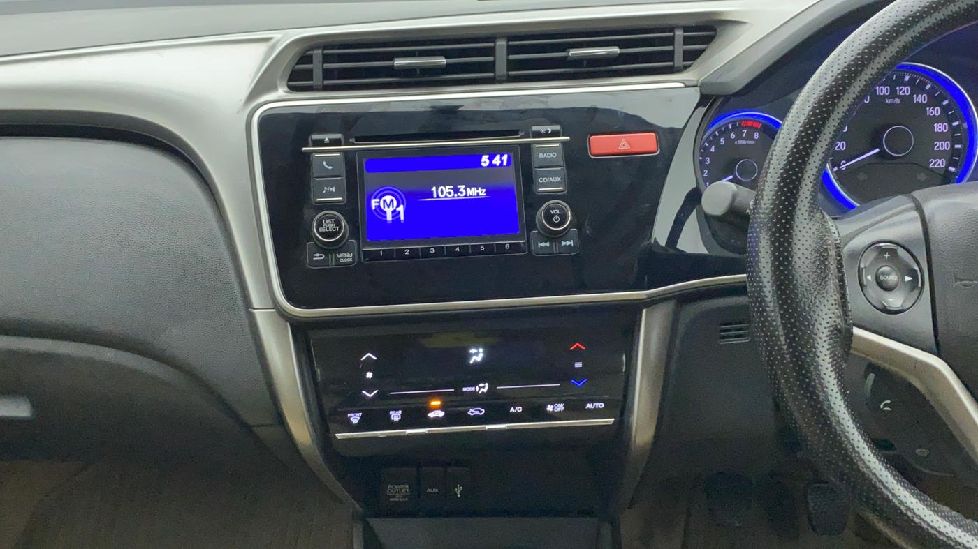 2014 Honda City V MT PETROL, Petrol, Manual, 49,489 km, Air Conditioner