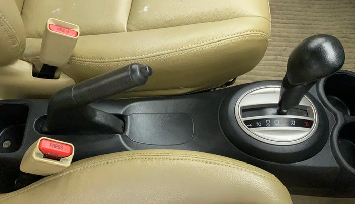 2015 Honda Brio VX AT, Petrol, Automatic, 65,800 km, Gear Lever