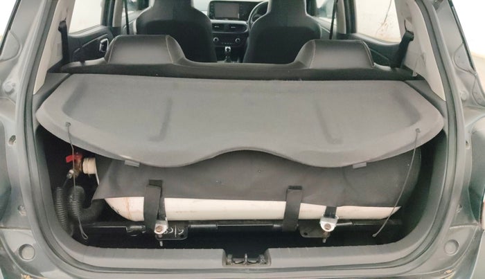 2021 Hyundai GRAND I10 NIOS SPORTZ AMT 1.2 KAPPA VTVT, CNG, Automatic, 28,546 km, Boot Inside