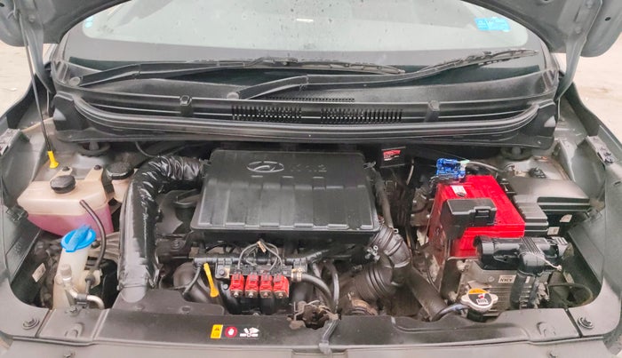 2021 Hyundai GRAND I10 NIOS SPORTZ AMT 1.2 KAPPA VTVT, CNG, Automatic, 28,546 km, Engine View