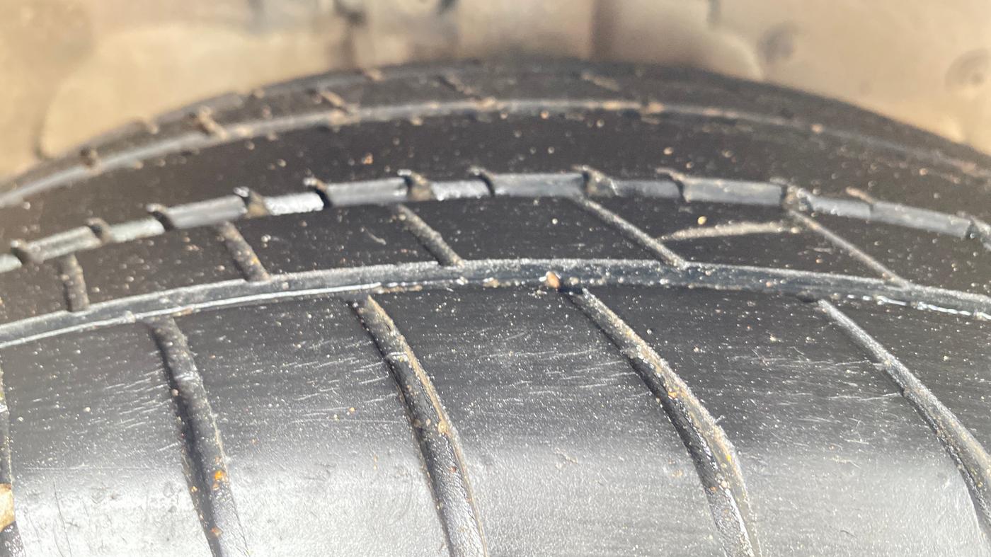 2019 Ford New Figo TITANIUM 1.2 PETROL MT, Petrol, Manual, 64,612 km, Right Front Tyre Tread