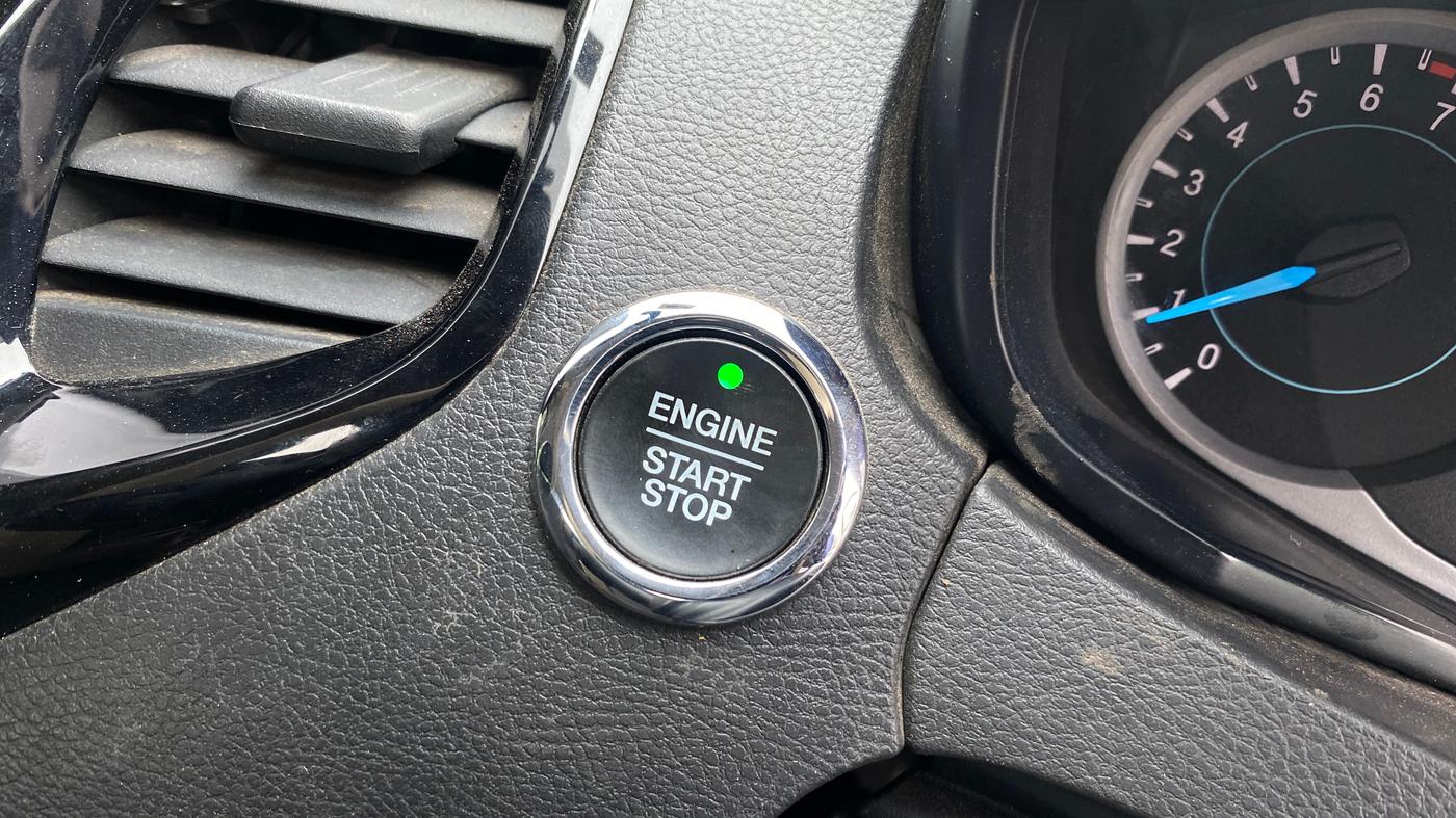 2019 Ford New Figo TITANIUM 1.2 PETROL MT, Petrol, Manual, 64,612 km, Keyless Start/ Stop Button