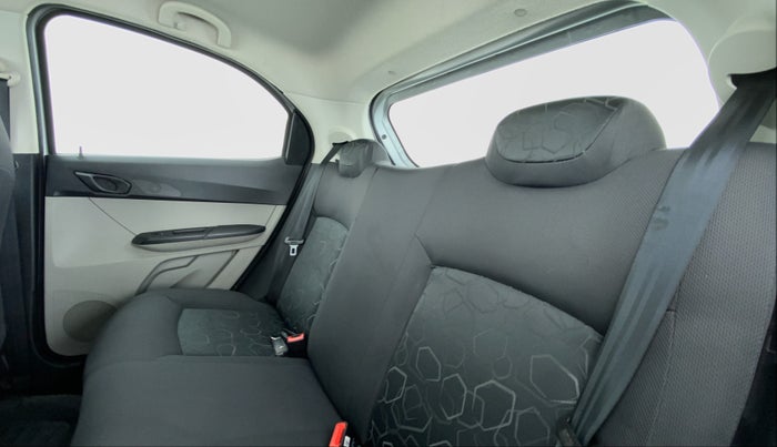 2017 Tata Tiago XT 1.2 REVOTRON, Petrol, Manual, 15,250 km, Right Side Rear Door Cabin