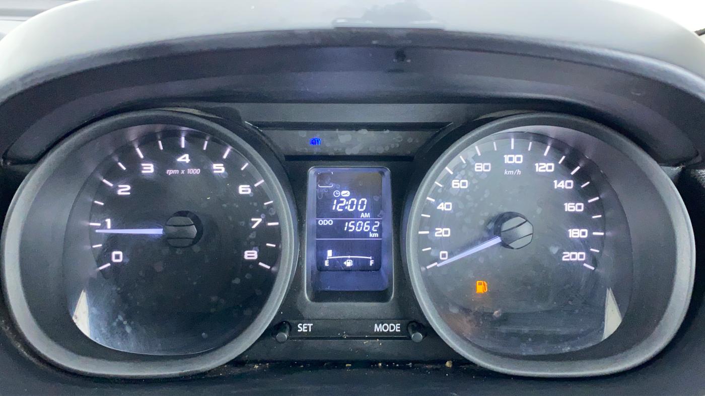 2017 Tata Tiago XT 1.2 REVOTRON, Petrol, Manual, 15,250 km, Odometer Image