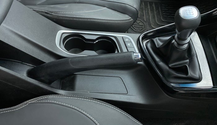 2019 MG HECTOR SHARP HYBRID 1.5 PETROL, Petrol, Manual, 12,532 km, Gear Lever