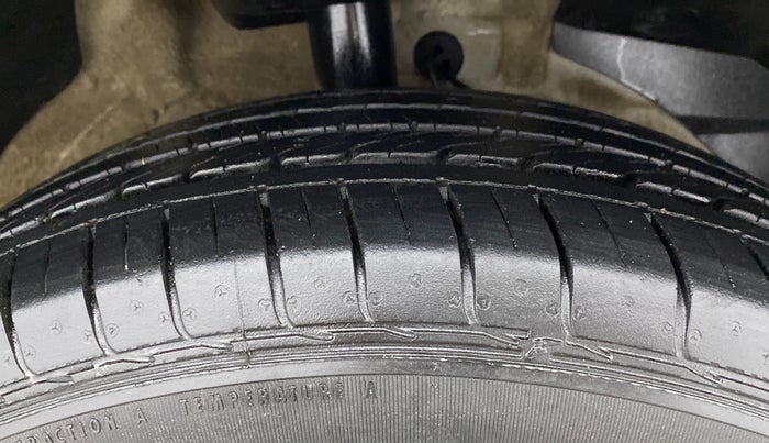 2019 MG HECTOR SHARP HYBRID 1.5 PETROL, Petrol, Manual, 12,532 km, Right Front Tyre Tread