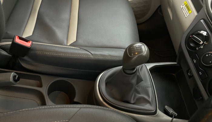 2020 Hyundai GRAND I10 NIOS MAGNA CORPORATE EDITION 1.2 KAPPA VTVT, Petrol, Manual, 26,824 km, Gear Lever