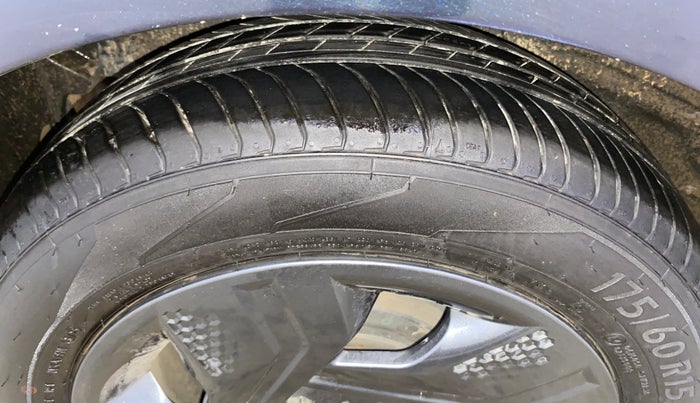 2020 Hyundai GRAND I10 NIOS MAGNA CORPORATE EDITION 1.2 KAPPA VTVT, Petrol, Manual, 26,824 km, Right Rear Tyre Tread