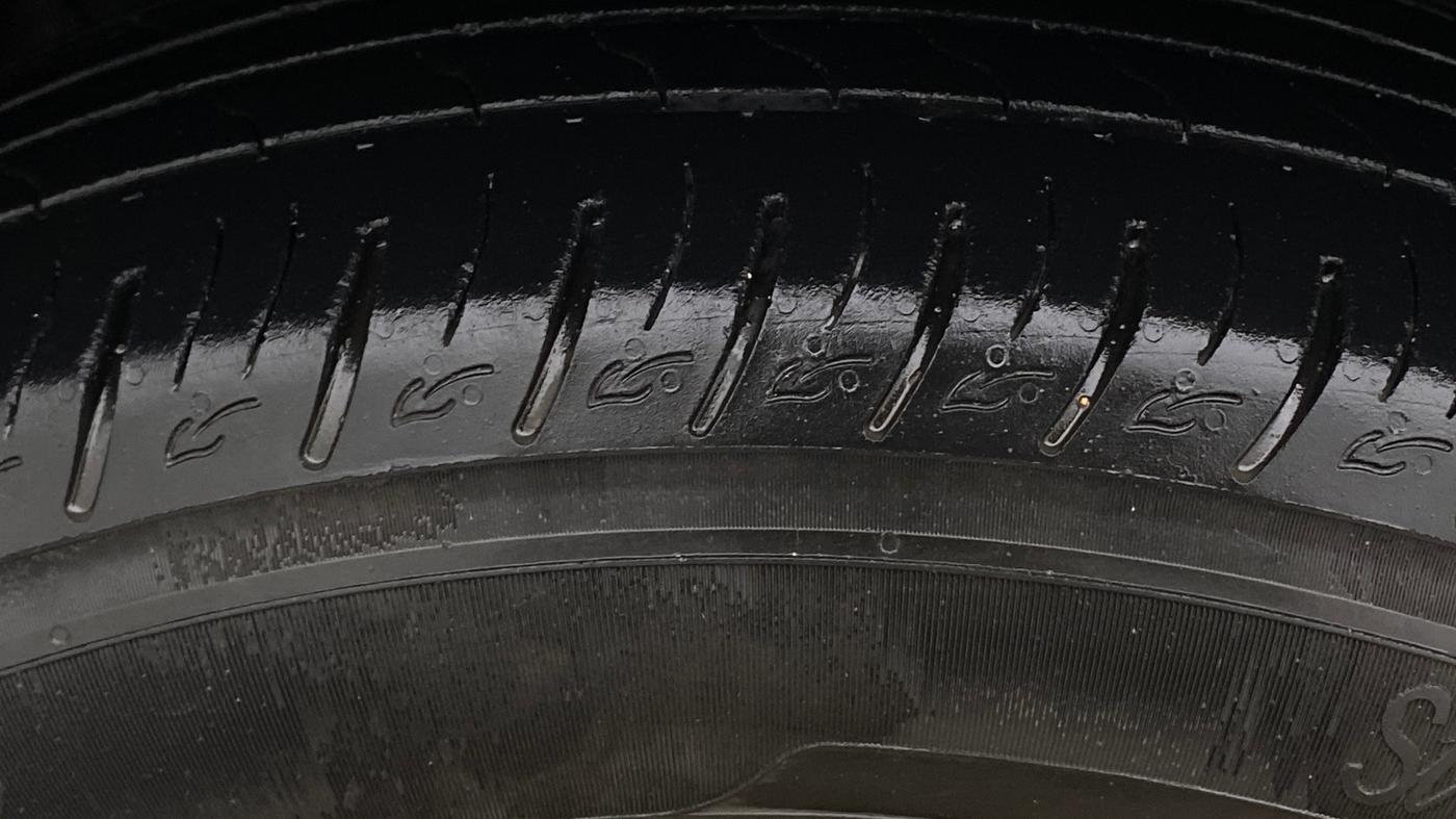 2014 Renault Duster RXL PETROL, Petrol, Manual, 54,447 km, Left Front Tyre Tread