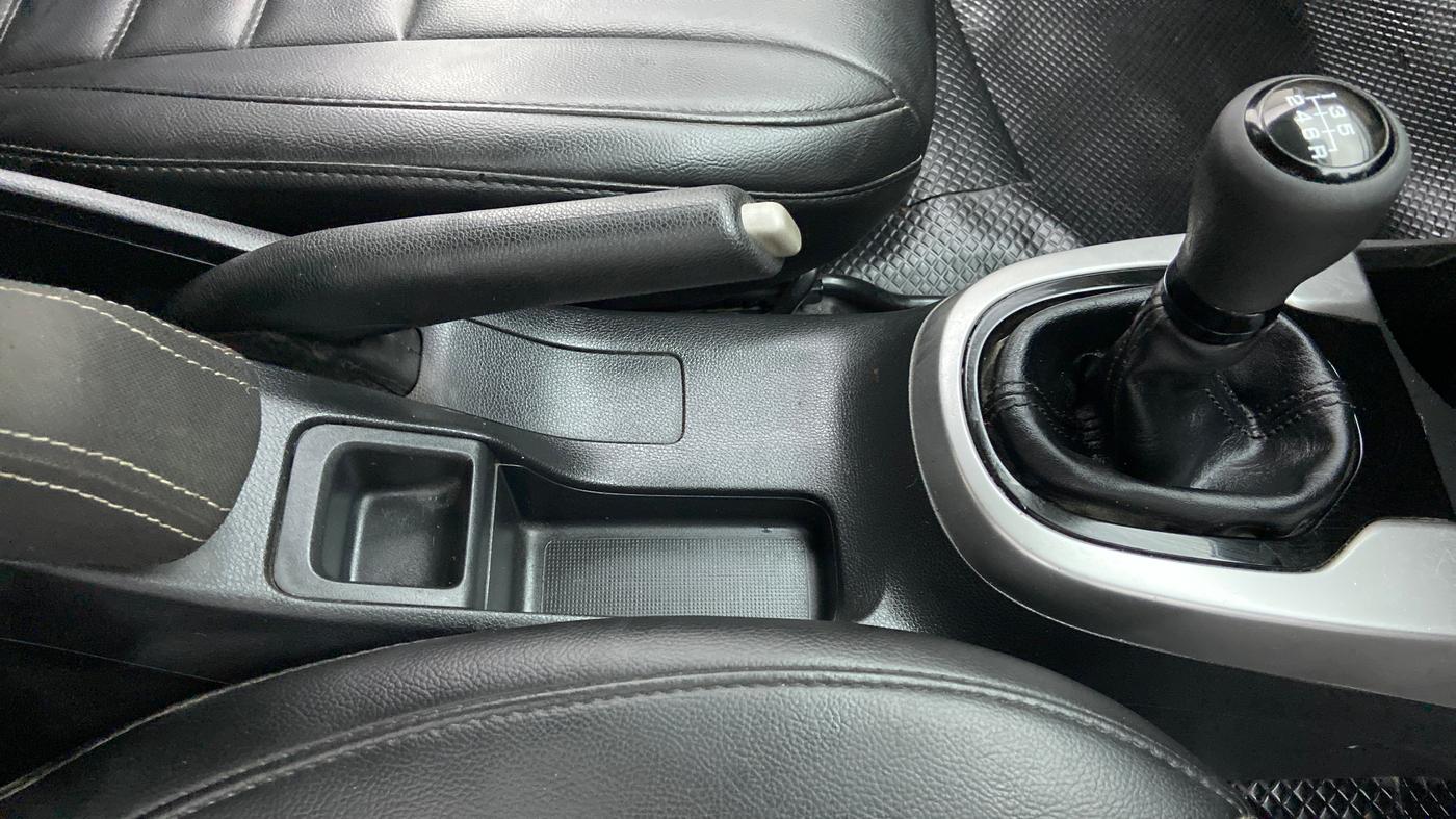 2019 Honda WR-V 1.5 i-DTEC VX MT, Diesel, Manual, 30,092 km, Gear Lever