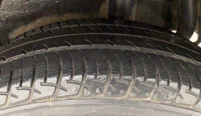 2017 Maruti Celerio ZXI AMT, Petrol, Automatic, 27,864 km, Left Rear Tyre Tread