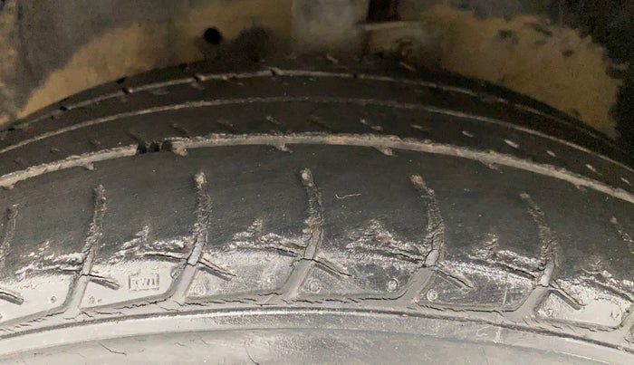 2017 Maruti Celerio ZXI AMT, Petrol, Automatic, 27,864 km, Left Front Tyre Tread