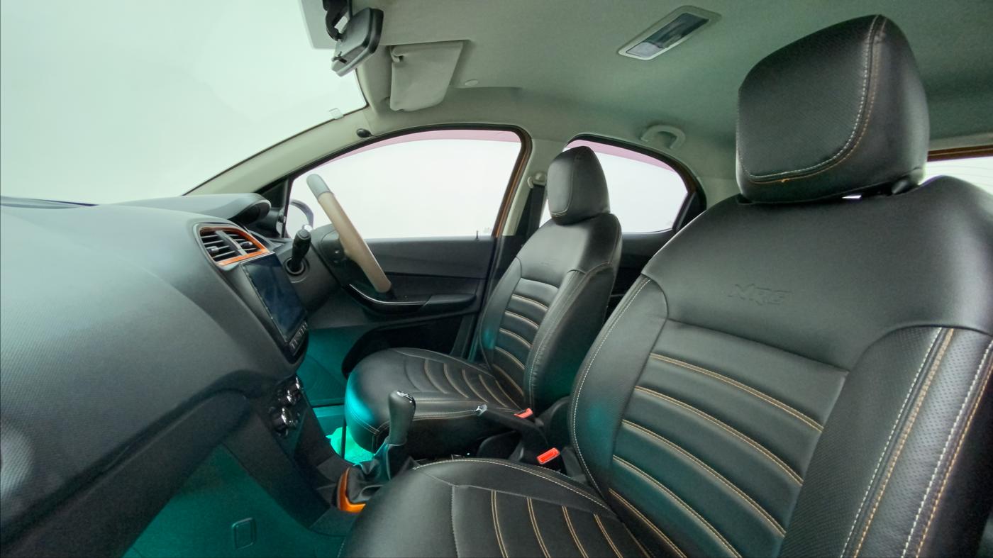 2018 Tata TIAGO NRG PETROL, Petrol, Manual, 69,335 km, Right Side Front Door Cabin
