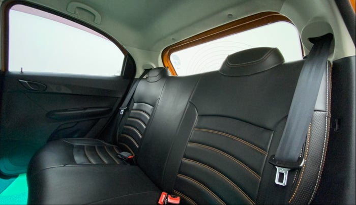 2018 Tata TIAGO NRG PETROL, Petrol, Manual, 69,335 km, Right Side Rear Door Cabin