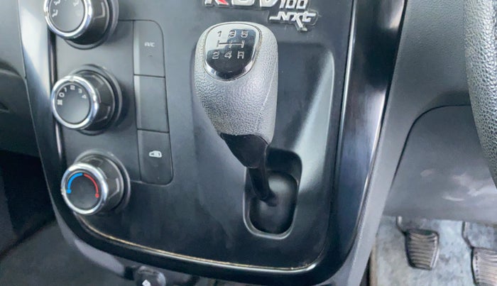 2017 Mahindra KUV 100 NXT K2 6 STR, Petrol, Manual, 10,139 km, Gear Lever