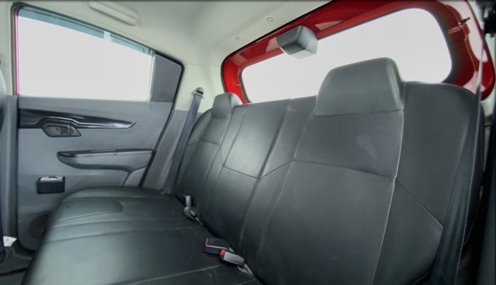 2017 Mahindra KUV 100 NXT K2 6 STR, Petrol, Manual, 10,139 km, Right Side Rear Door Cabin