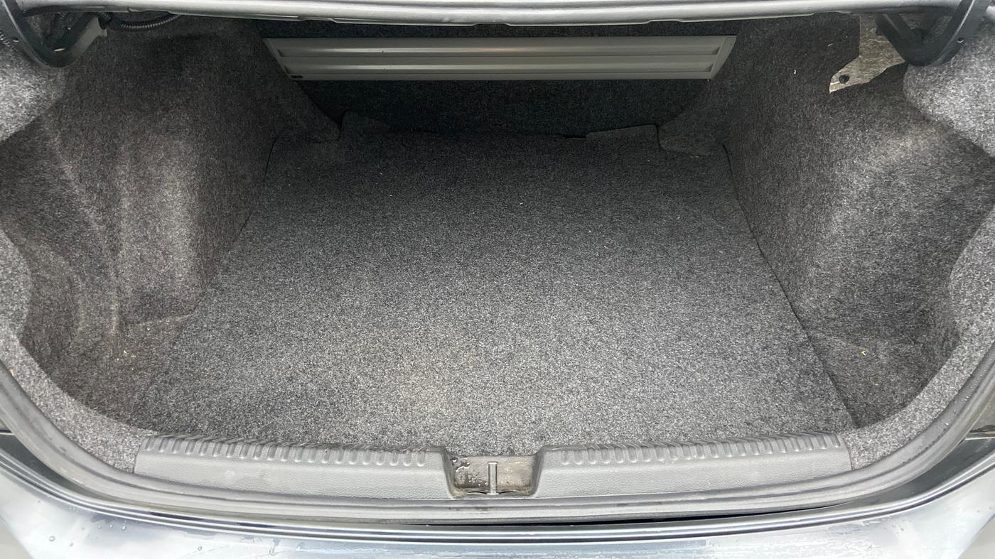 2019 Volkswagen Vento COMFORTLINE MT PETROL, Petrol, Manual, 17,439 km, Boot Inside