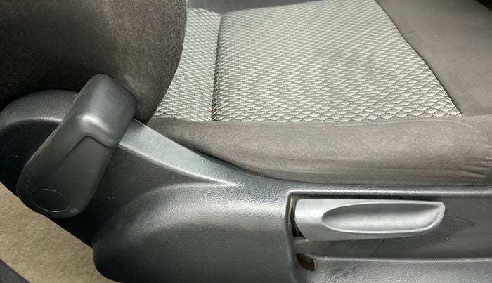 2019 Volkswagen Vento COMFORTLINE MT PETROL, Petrol, Manual, 17,439 km, Driver Side Adjustment Panel