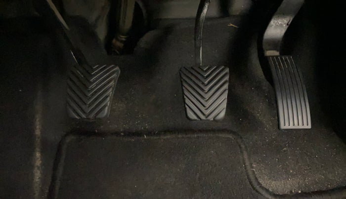 2020 Hyundai VENUE SX 1.0 (O) TURBO, Petrol, Manual, 40,753 km, Pedals