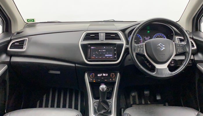 2015 Maruti S Cross ALPHA 1.3, Diesel, Manual, 59,880 km, Dashboard