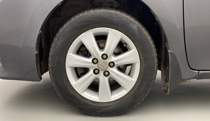2014 Toyota Corolla Altis G AT, Petrol, Automatic, 98,018 km, Left Front Wheel