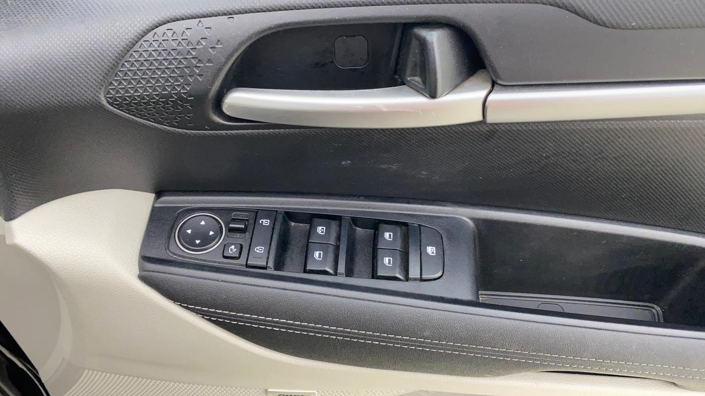 2022 KIA SONET HTX PLUS 1.0 IMT, Petrol, Manual, 22,990 km, Driver Side Door Panels Control